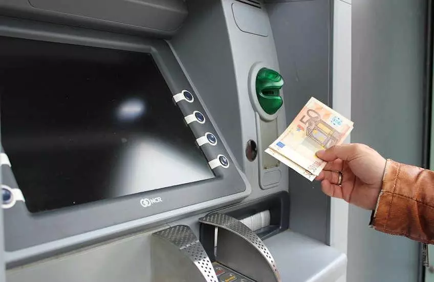 The Ultimate Guide to Opening a Bank Account in France